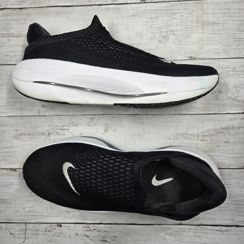 Nike Reina EasyON Walking Shoes Slip On Women 10 Black White FN0345-001